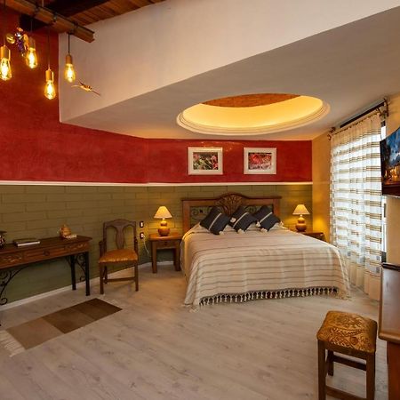ホテル La Casona Colorada San Felipe Del Agua オアハカ州 エクステリア 写真